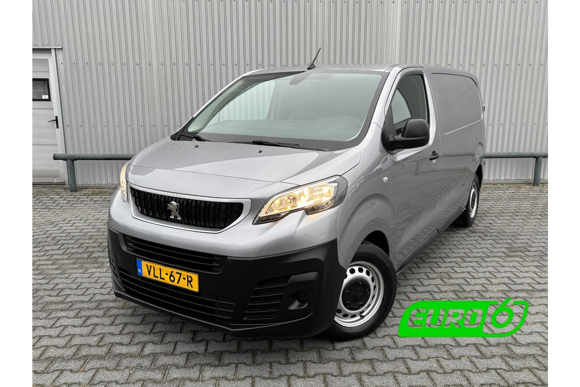 Peugeot Expert 1.5 BlueHDI 100 Standard Premium*ECC*NAVI*CRUISE*